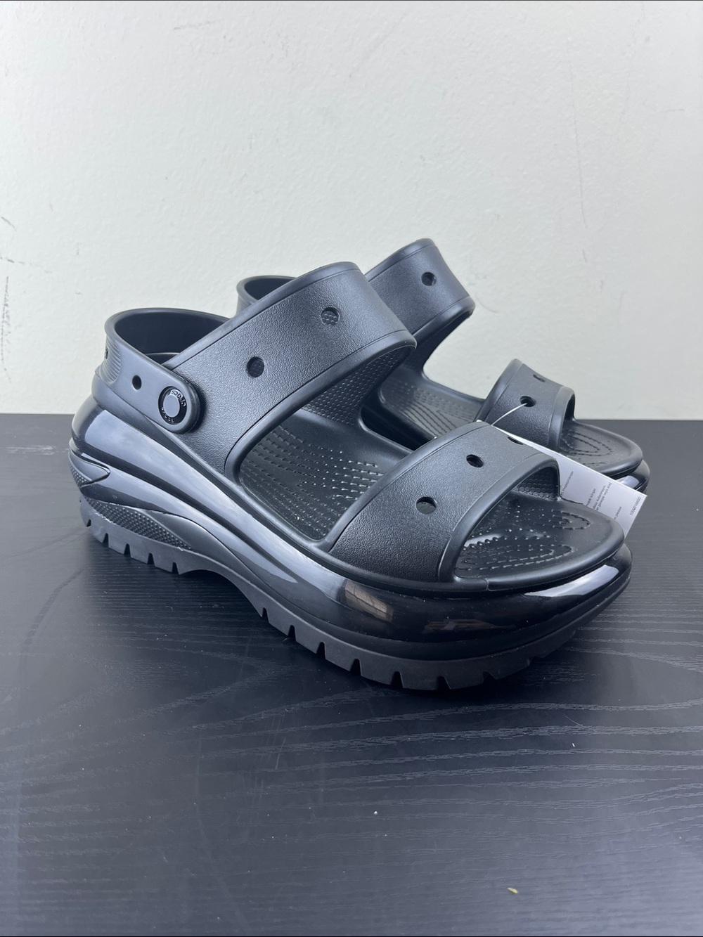 Crocs Mega Crush Women's Size 11 Black Platform Sandals Adjustable Strap Shoes